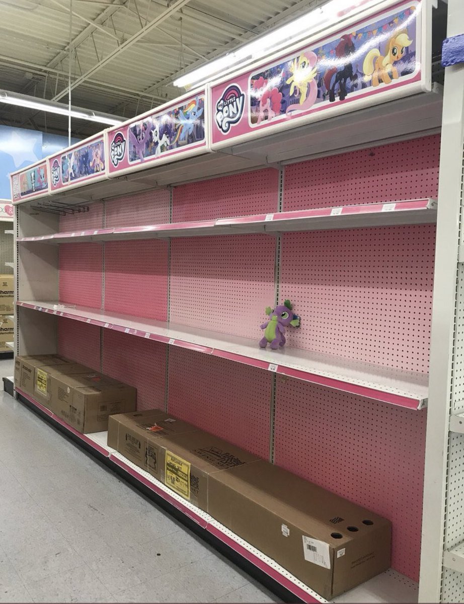 crowljpg's tweet image. Do people care more about these shits than buying food and NECESSARY THINGS FOR LIFE? #coronavirus #coronavirusisshit #sendhelpbro