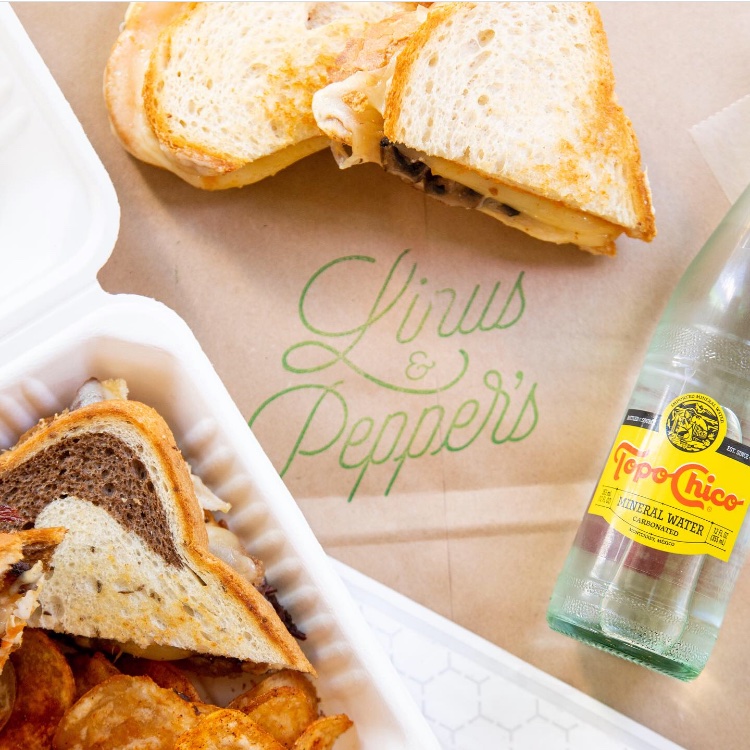 Linus & Pepper's tweet media