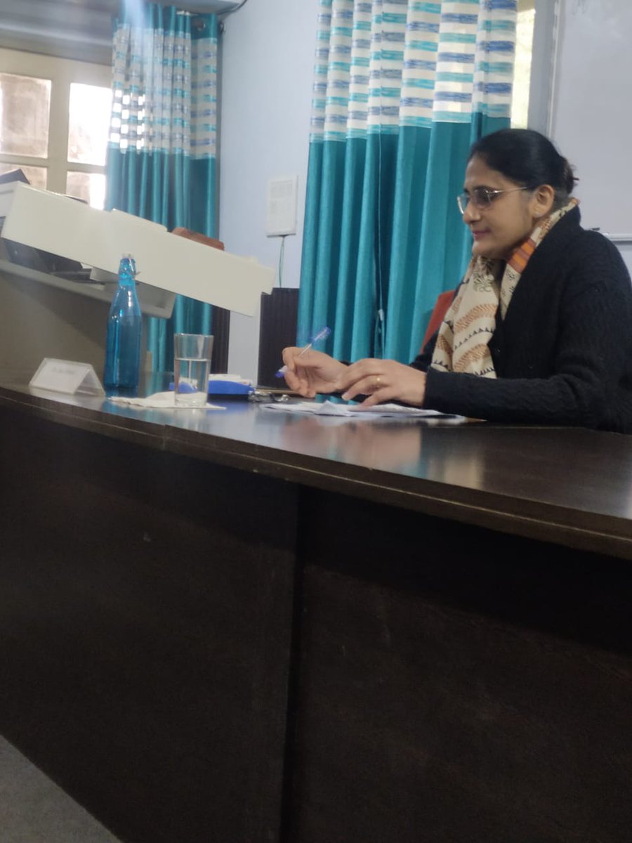 SMCCVSDU's tweet photo. #UGC- #Human_Resource_Development_Centre #Kumaun_University #Nainital #Orientation_Programme- 46, 2nd March to 24 March 2020.
Dr. Anu Satyal, Assistant Professor, #Department_of_Economics #CVS spoke on 'Issues in #Higher Education Policy' as a resource person on 12 March 2020. https://t.co/M3JHakDYLF