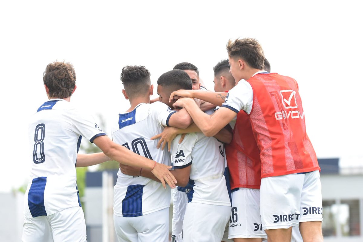 CATalleresdecba's tweet photo. #JuvenilesTalleresSAF | Final del partido

🔚 ¡GANÓ #TALLERES! Triunfo en #Sexta división por 3-2 ante @ClubPatronatoOf en el Predio Amadeo Nuccetelli. Goles de Aramburo, Venezia y Arnijas.

#VamosTalleres https://t.co/GhgTE0iclz