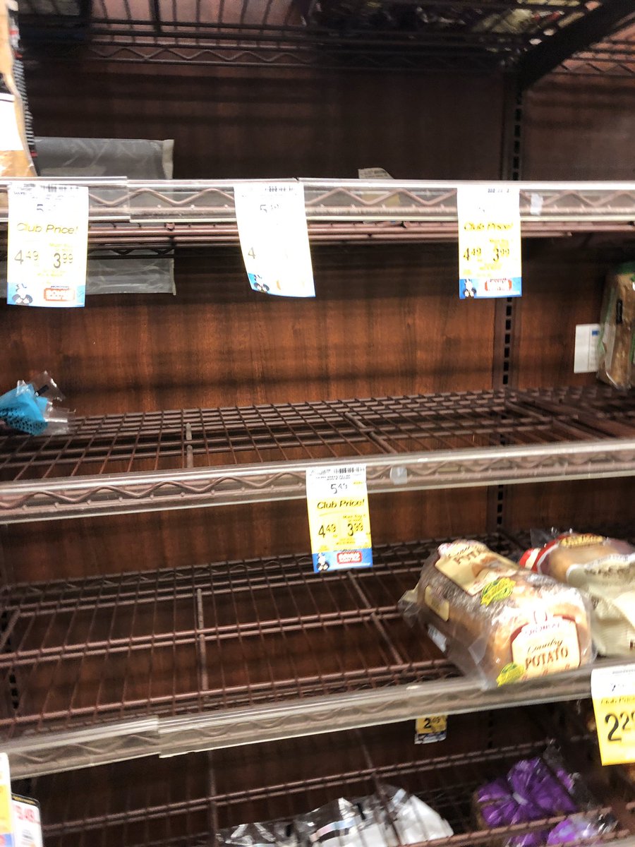 RobGalyen's tweet photo. Pandemic purchasing... Is it a racial thing?
Bread vs Tortilla Aisle
#ThingsWhitePeopleDo https://t.co/HPpYd6Vohe