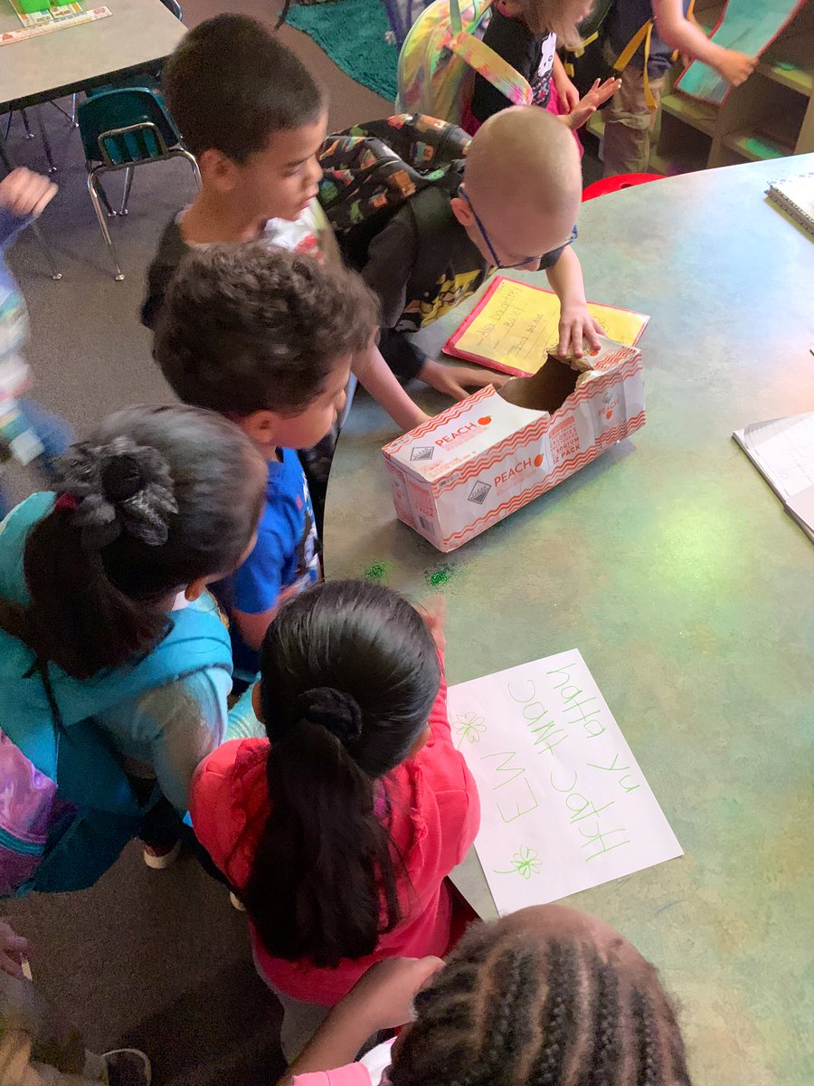 MBaileyCPS's tweet image. After reading books about leprechauns to learn more about them, we wrote a “How To Catch a Leprechaun” plan and tested it out. Sadly, the leprechaun was too sneaky for us. But this lead to great discussions &amp;amp; writings about why our plan didn’t work. 🍀🌈#engineeringdesignprocess