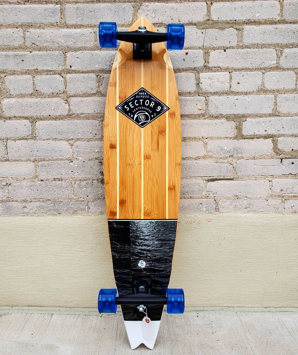 Lake Effect Surf tweet media