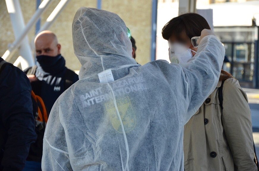 SanLazzaroITA's tweet photo. In situazioni straordinarie sono richieste azioni concrete. Numerosi operatori del Servizio Emergenze del Corpo sono impiegati per affrontare l'emergenza COVID-19. 

🤲🏻Per un supporto ai nostri Volontari, visita il nostro sito: https://t.co/LVZgUrJBC2

#COVID19 #Coronavirus https://t.co/R6IHaeAdY1