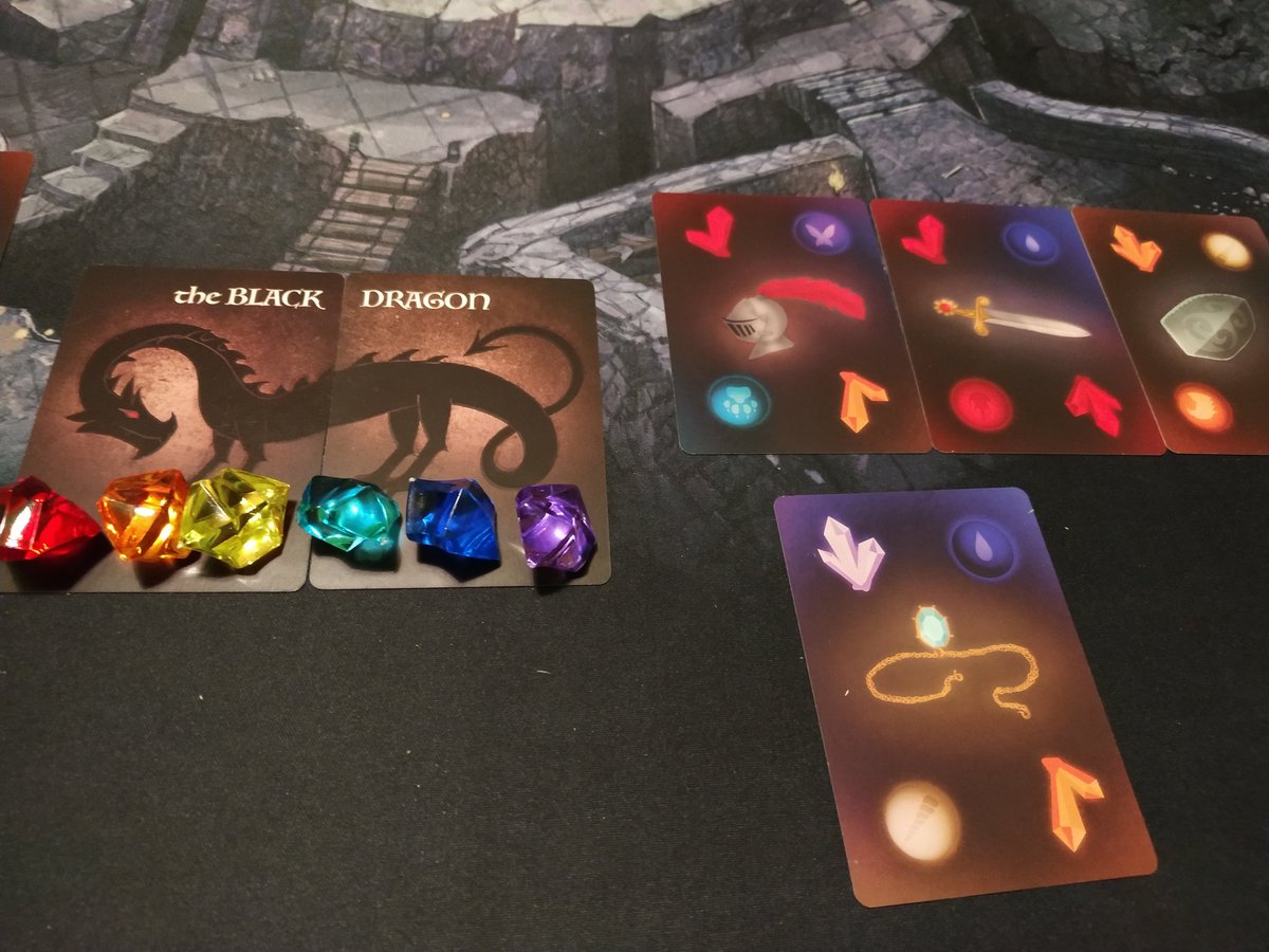 icampo34's tweet photo. Por fin conseguí atrapar al Dragón negro y sobrandome 3 cartas. Seguro que no lo vuelvo a repetir 😁
He conseguido el titulo de "Campeón Prospero" 💪
#Crystallo
#juegosdemesa https://t.co/jxTKMp1RZs