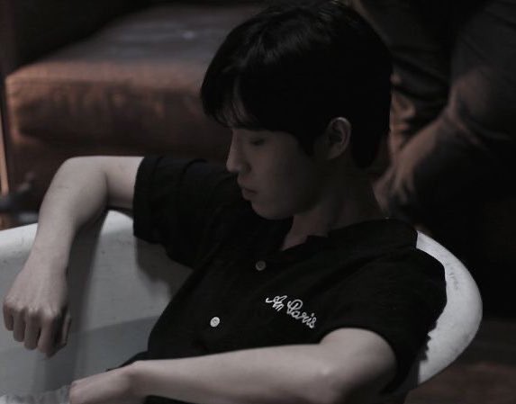 _jetxjettarin's tweet photo. 𝗠𝘆 𝗽𝗹𝗮𝘆𝗹𝗶𝘀𝘁📷 https://t.co/gifsvimoHd