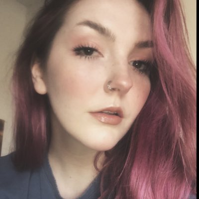 brattyhattie's tweet photo. #NewProfilePic https://t.co/H3KEdQVHF0