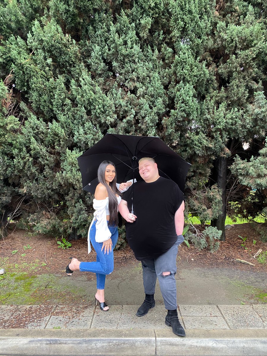 Dude, come here <a href="/MarleneDizzle/">Marlene Mendez</a> 🖤