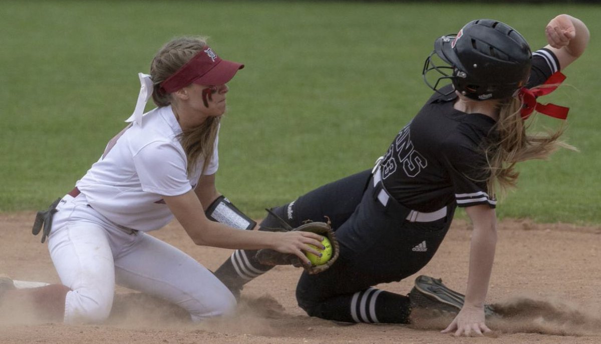 🚨 SCHEDULE UPDATE 🚨 

Lady tigers will be back in action this coming week! Varsity only!

Monday - 4:00 🆚 Colbert county @ home (DH) 
Tuesday - 4:00 🆚 Wilson @ home 

Come out and support us! #GoTigers #INAM #FightBack