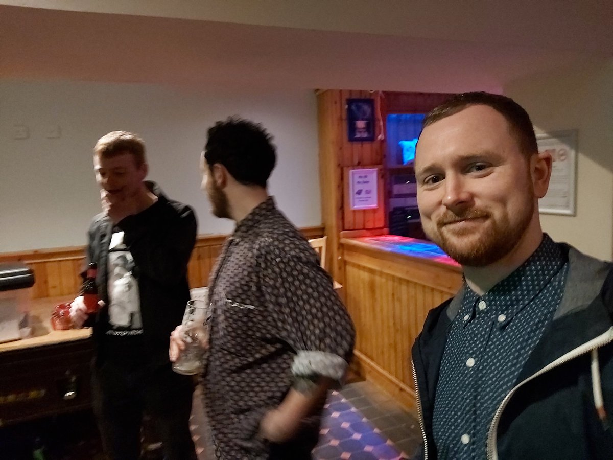 Reit ta,

with everything being cancelled left, right and centre (don’t mention the league), we’re still fucking on for tonight.

So Pwllheli, even if you have a breaking bad bodysuit and gasmask, let’s ave ya.

🐒🤙