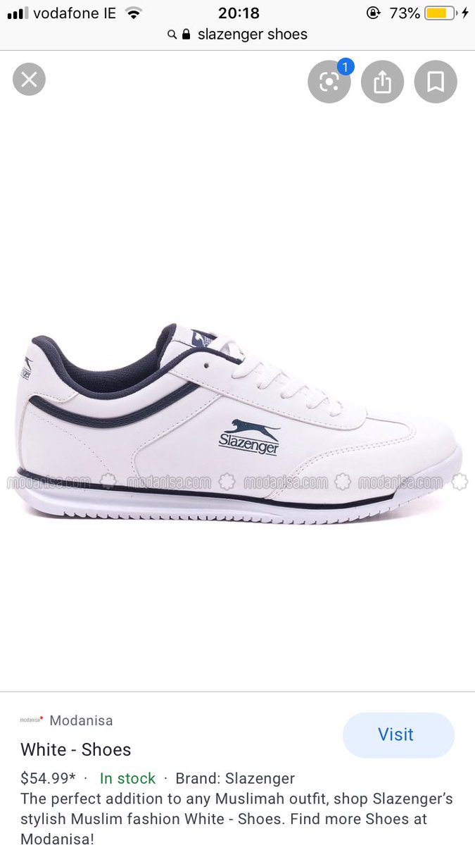 shaniahoulihan's tweet photo. Nadine rang me about a date she was on and the fella went out to was wearing these fresh yokes and a “pilot” for Ryanair telling you now that young fella probably works as part of the cabin crew PILOT and wearing these yokes hardly 😂😂@ChurchNadine https://t.co/eh2o06XFJC