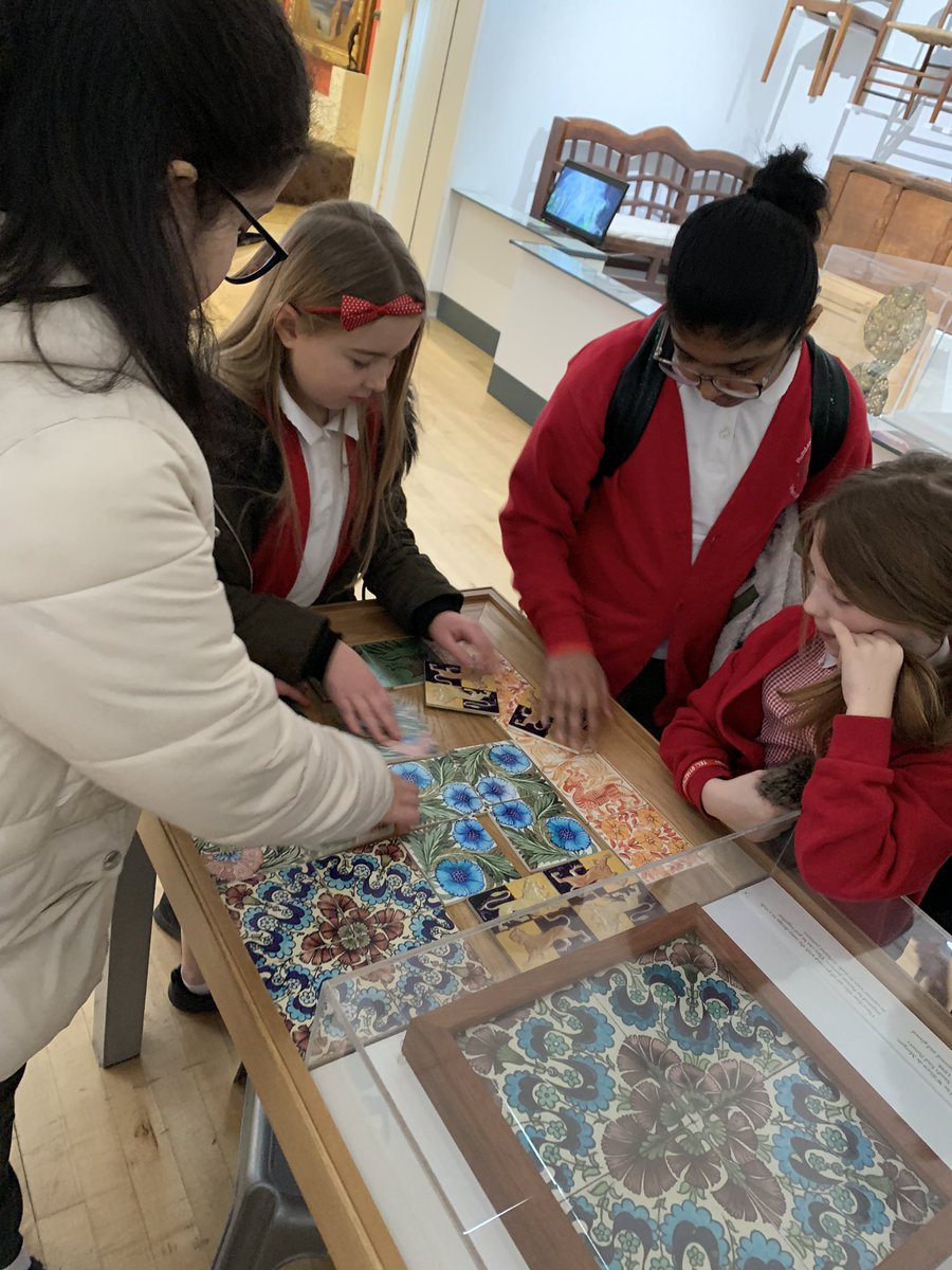 Yesterday we took some children to visit New Walk Museum to see the Art Galleries! The children were amazed and truly inspired.😃