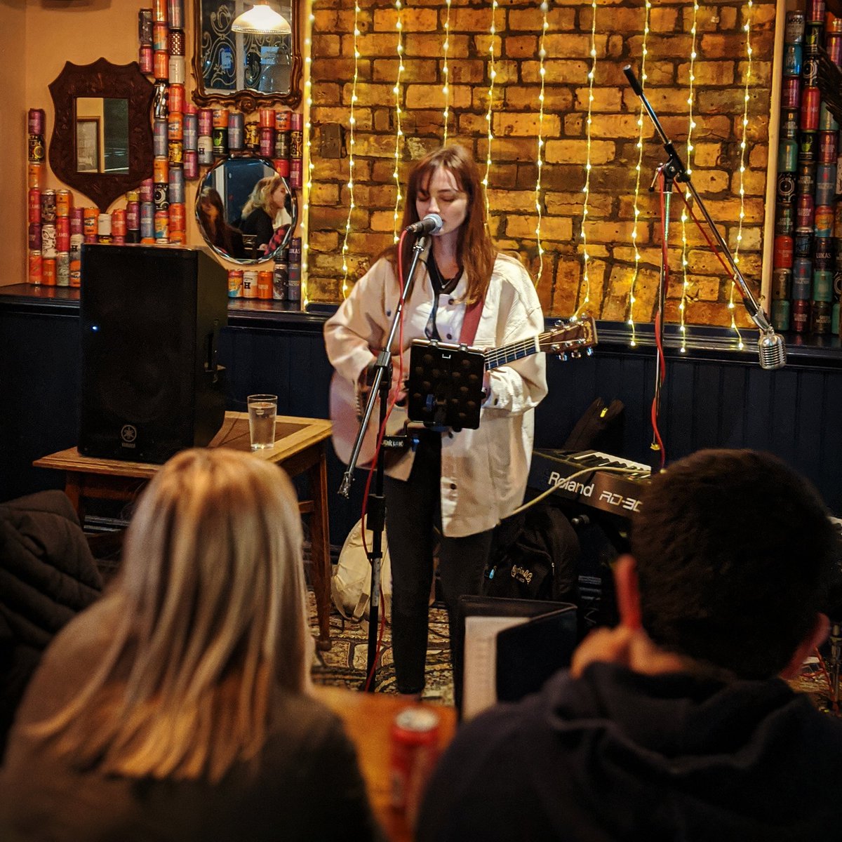 The Eagle Sheffield On Twitter Tonight S Live Music Is Now A Go Beginning With The Gorgeous Tones Of Anya Lace Saturdaynight Supportlivemusic Livemusic Music Gigs Livevenue Folk Americana Acoustic Musician Guitar
