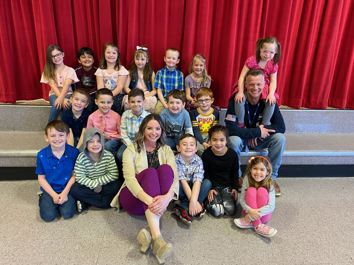 Going to miss being silly with these kiddos over the next few weeks! We always know how to have fun! <a href="/dennisvancejr/">Dennis Vance</a> <a href="/CloughPikeElem/">Clough Pike</a>
<a href="/WestCler/">West Clermont Schools</a> <a href="/ShannaBanana920/">Shanna D</a>
@AbbyMurphymm #LoveWC #wcconnects
