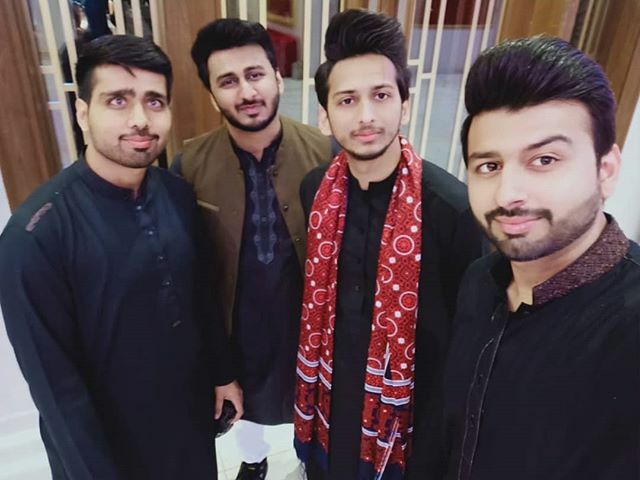 eLYQD.world tweet media