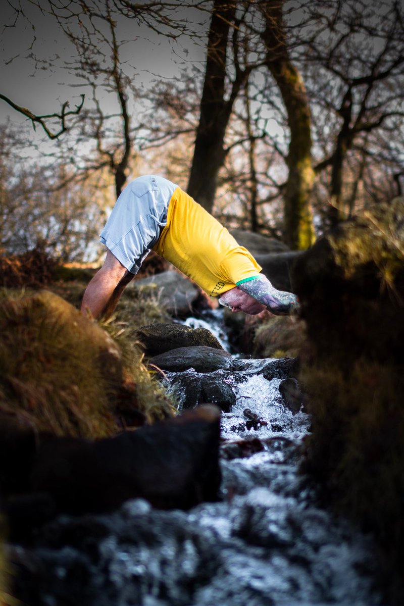 ChiLiving1's tweet photo. Downward facing dog in city &amp; country. Thanks again to the incredibly talented @Joshua_M_Taylor for these photos.
#sheffieldissuper #sheffieldyoga
#peakdistrict #kelhamisland #sheffield #foxhouse https://t.co/h79TIyroIN