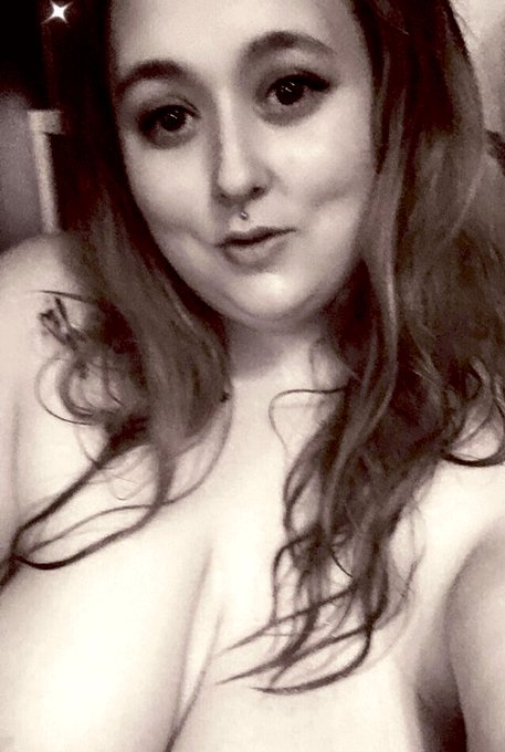 @peaches__creamx Ca$happ $leahloolabelle ❤️ Venmo @leahloolabelle  ❤️  PayPal upon request ❤️ bday wishlists<a class="tags" target="_blank" title="On Twitter" href="/?out=eyJ0eXAiOiJKV1QiLCJhbGciOiJIUzUxMiJ9.eyJpYXQiOjE3MjE5OTk5MDksImlzcyI6InR3cG9ybnN0YXJzLmNvbSIsIm5iZiI6MTcyMTk5OTkwOSwiZXhwIjoxNzUzNTM1OTA5LCJyZWRpcmVjdF91cmwiOiJodHRwczovL3R3aXR0ZXIuY29tL3BlYWNoZXNfX2NyZWFteCJ9.LghFA9f1d8u-J2G8mApqi7GoTSCjtQNuV7NsJBgdqZfSRrKibXPoRZM0WWB8cgyhcDufoi1h34PxS7jdgrK28g">@peaches__creamx</a><a href="/tag/mvsales"class="tags"><span>#mvsales</span></a>