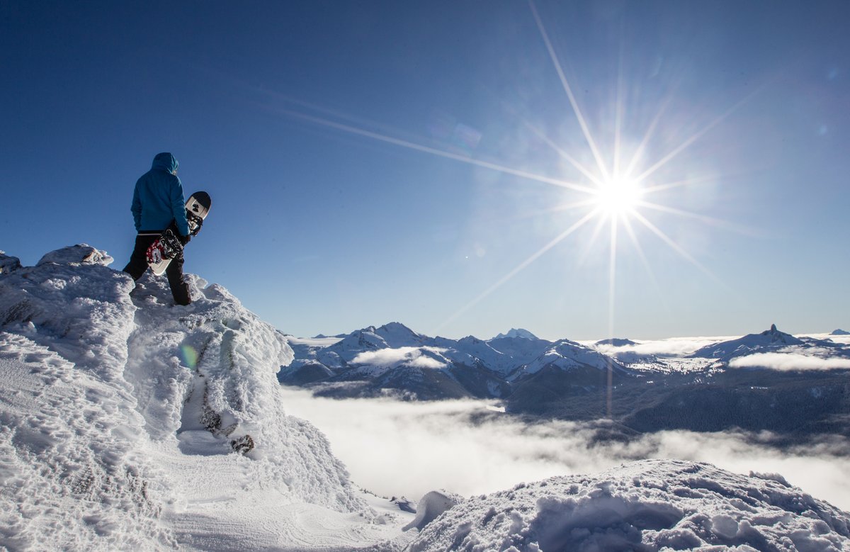 Sunshine is the best medicine. Happy sunny weekend everyone!

#Whistler #BluebirdDay #WhistlerBlackcomb #Weekend #ExploreWhistler