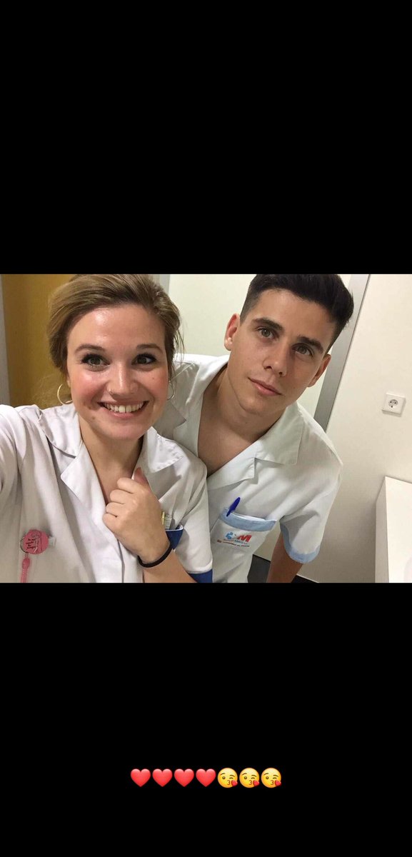 Davidhv_97's tweet photo. No es nuestra mejor foto ni la más nueva pero vamos a demostrar de la pasta que estamos hechos los hermanitos 💪🏼💪🏼 #aporelputobicho @Sarai_HV https://t.co/GUBQde6NPM