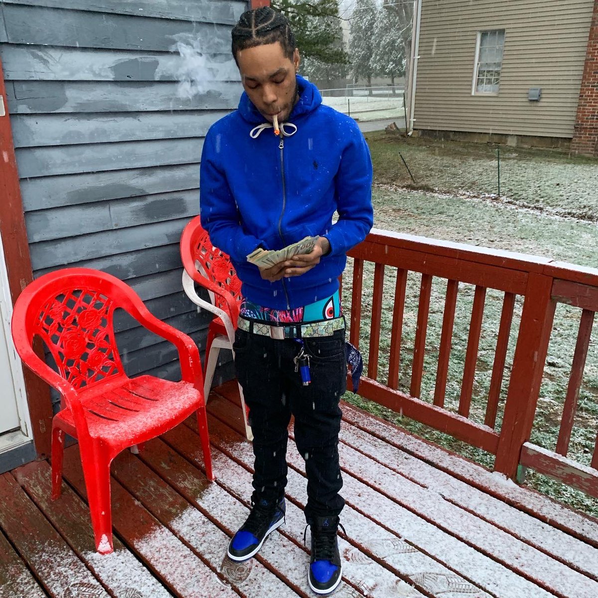 MoeFrom20s's tweet photo. The Streets is Hot It’s Cold Outside, 20 Deep for my Cros I Slide ♿️🤍 #FreeDuck #FreeLeek #FreeWeez https://t.co/WGVxeMlElH