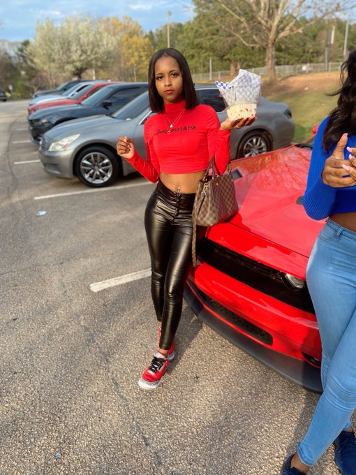 Watch BAE.'s leaked NSFW photo on TwXstars