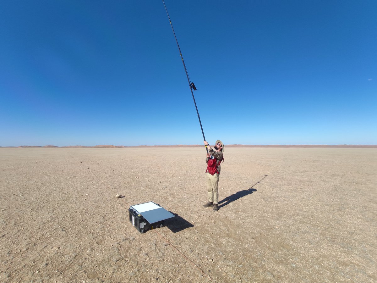 NERC_FSF's tweet image. It's our last day in the Namib Desert today, and we've been hard at work all week doing multispectral and hyperspectral surveys of the #hypernet and #radcalnet sites here. We've used #SVC and #ASD spectrometers simultaneously, and our new MAIA S2 multispectral camera! @NPL
