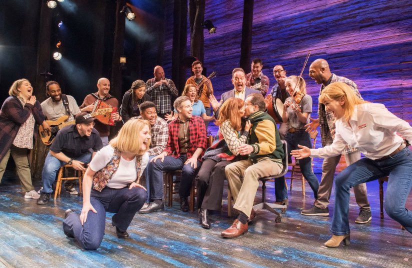 maryandemmafans's tweet photo. To see that people are still going to watch @ComeFromAwayUK with everything that’s going on right now really makes my heart happy. So much of this show is relatable to what’s going on at the minute and it’s nice to just forget about it all and watch this beautiful show💞💙💛 https://t.co/Haxtuct3iR