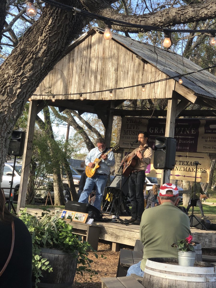 MarnieGreen's tweet photo. New Braunfels and a Winner at the Alamo https://t.co/EP1Tg6KRku https://t.co/RLODFln4Zt