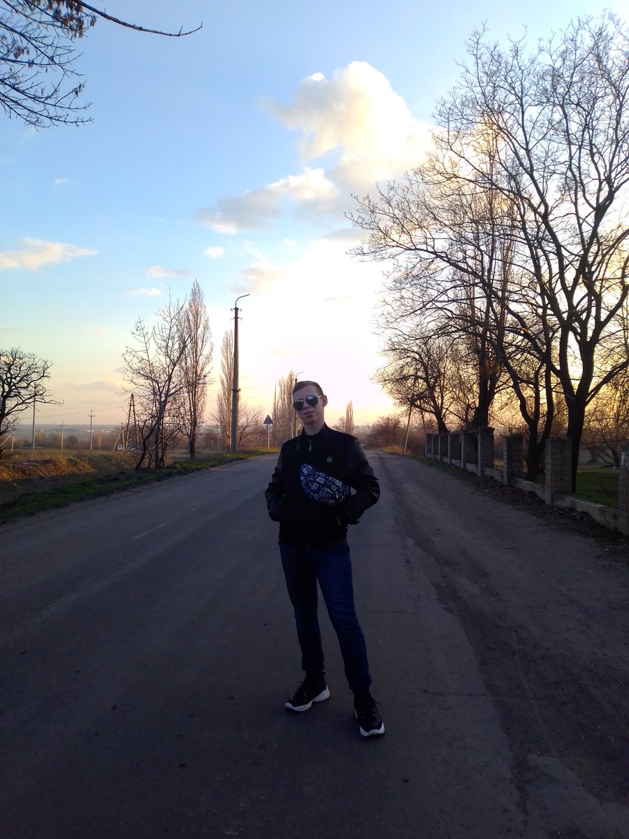 _vvp_20's tweet photo. Spring _evening☁️☀️ https://t.co/59raMRGEqi