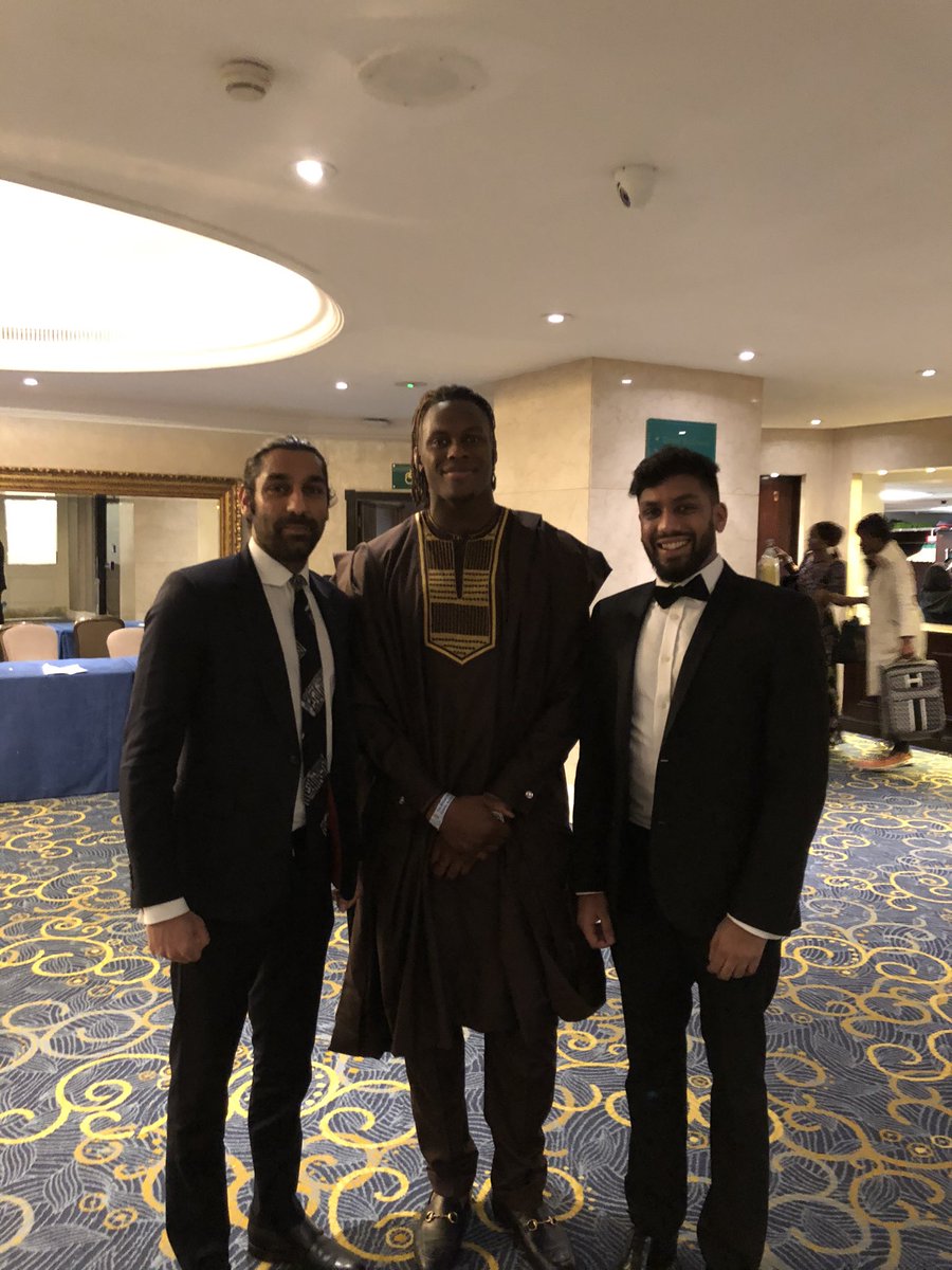 MihirHS215's tweet photo. With the legend @maroitoje at the British Ethnic Diversity Sports Awards #BEDSA https://t.co/03C6m7CzF6