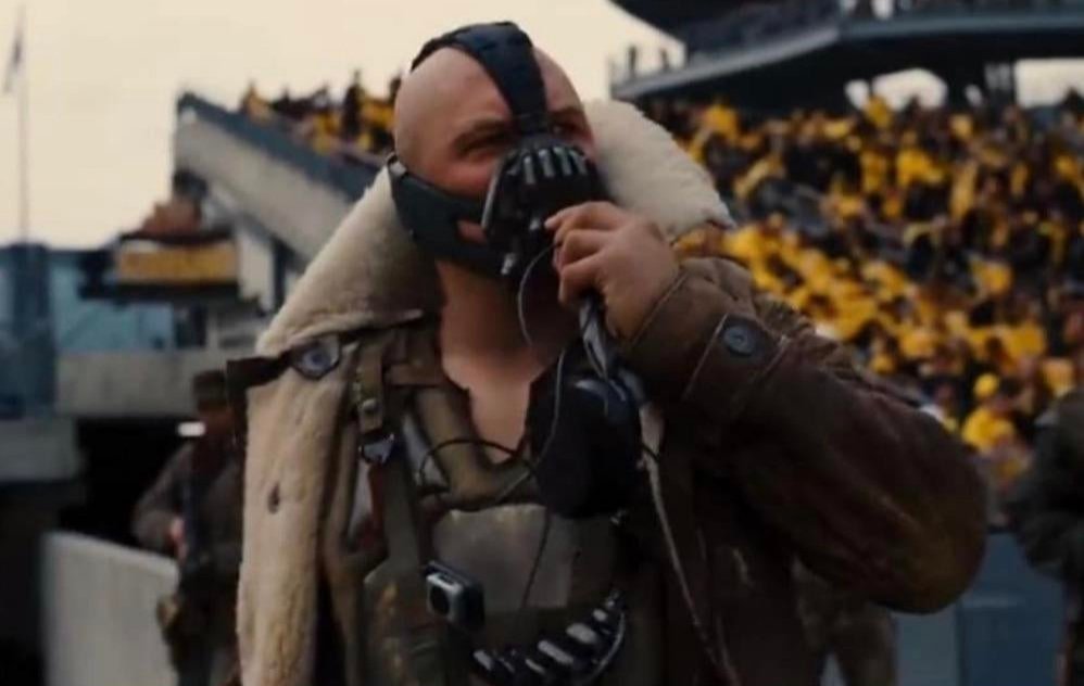 ShandyRage's tweet photo. Wore a mask
Wanted to quarantine
Canceled sporting events
Root of the problem was a bat

You were right, bane. We apologise

#coronapocolypse 
#coronavirusuk https://t.co/XLH0XQ3sjc