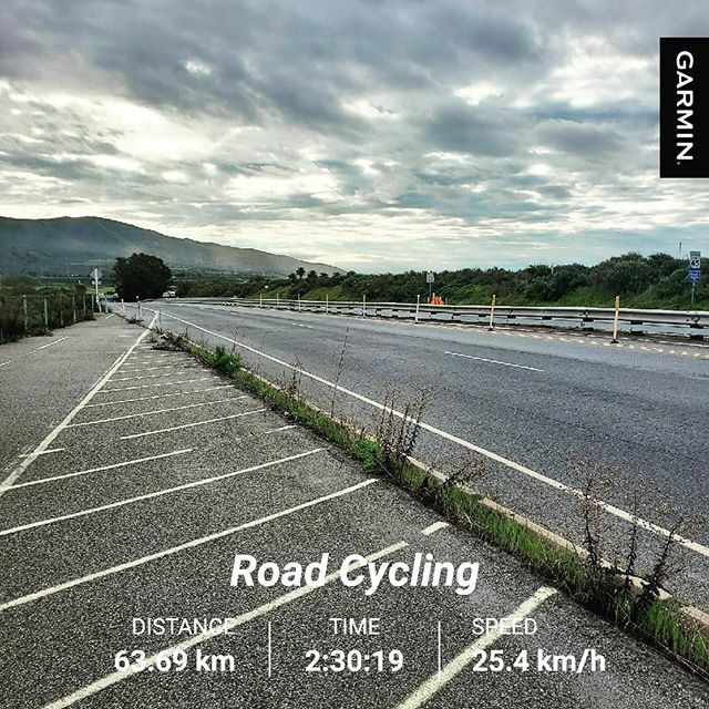 Wayoftheblade1's tweet photo. Rain held off so I had a great ride this morning. Pretty bummed about the #im703oceanside being pushed, but the good news is i now have plenty of tim to train and i can start focusing on the #MarineHeavy in May.
.
.
#triathlon #cycling #tri #gpp #triathl… https://t.co/XOKGN4IYxC https://t.co/PAG7tJXx2f