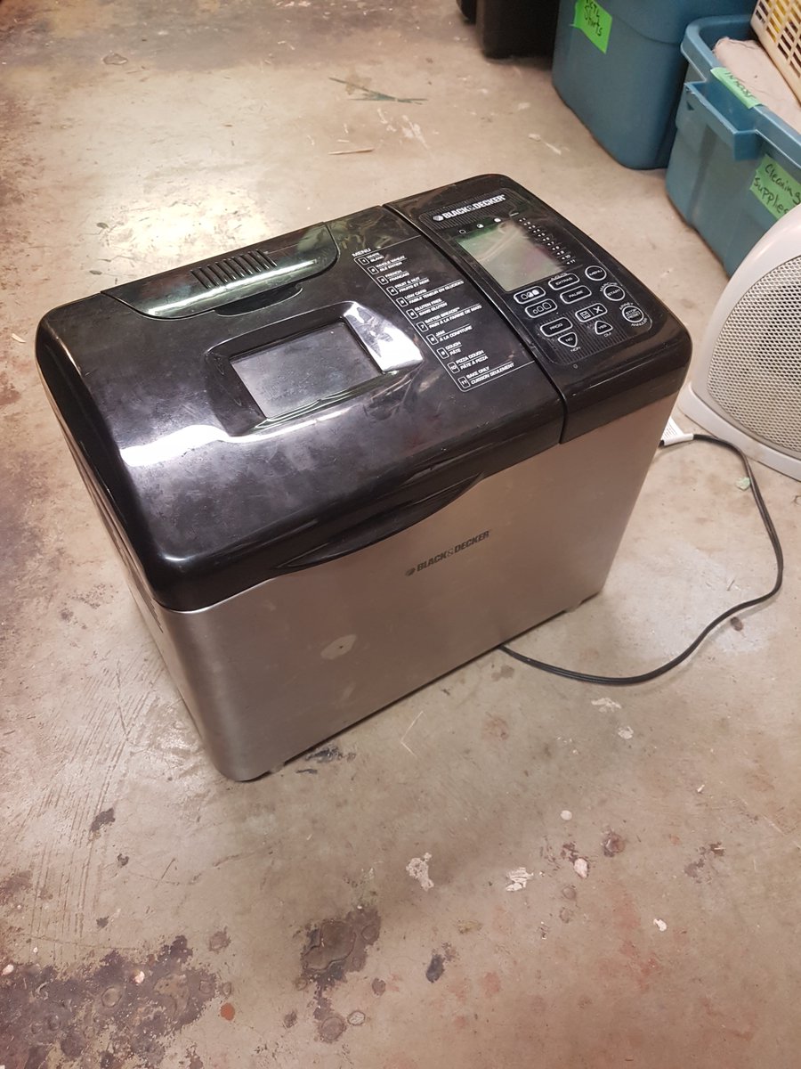 VicToolLibrary's tweet image. New tool alert! One of our lovely members donated a bread maker to the library. Come check it out for all your bread-making needs 🍞😋 #yyj #toollibrary