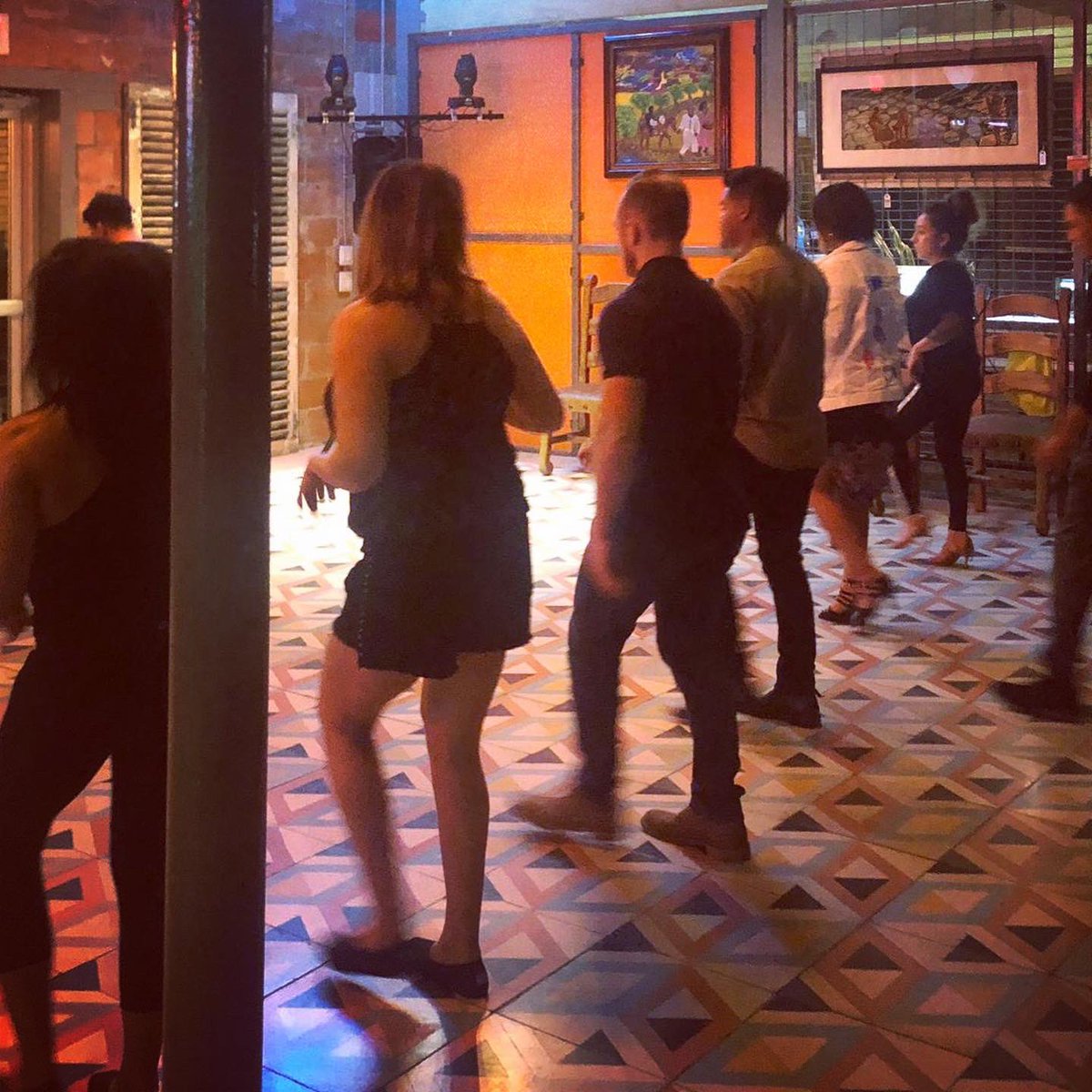 👏🏽👏🏽👏🏽 Congrats to the lucky winners from this last RumbArt  at Mercado369. Don’t forget every Thursday we start the night young. 💃🕺🏼 Bring your friends, family, and love ones for a good night of dancing.