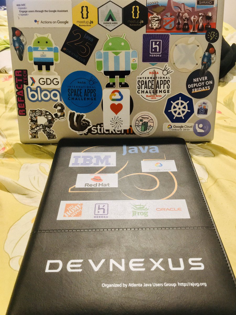 MauriDeveloper's tweet image. #java #coolDevProple la rompió en la javaMeetup 🤙🏻🦾  #DevNexus2020 #heroku #JUGdevelopers #StickersDay #GoogleCloudNext  #Refactor