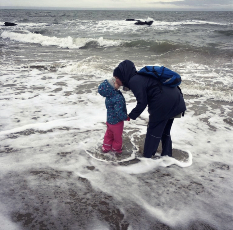 Our_BraveHearts's tweet photo. "Mammy, can we stay here for a little longer?"

Oh my girl.

If I could, I would stop the hands of time and command the oceans to stand still so that we may stay here a little longer, you and I.

https://t.co/Z0O5Lu21KX https://t.co/IVZvaAyR2f