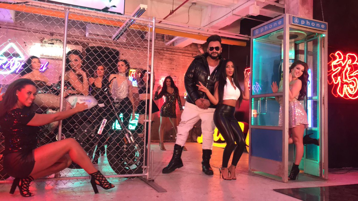 VIDEO DONE ☑️

FIRST SINGLE OF 2020 OUT THIS MONTH! 🙌

#COLLAB 🇬🇧🇮🇳🇨🇦

#GurjSidhu 
<a href="/tdotfilmz/">TDOT FILMS🏹</a>
<a href="/officialrchahal/">Rahul Chahal🏹</a> 
#RippleMusicStudios