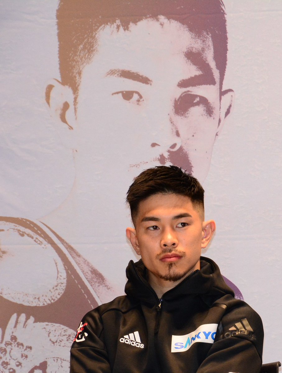 ボクシングビート A Twitter チャンピオン井岡 一翔に話を聞きました T Co C7i4wgusol S フライ級に上げて以降は身を削るような激闘が印象的な井岡 前回シントロン戦などはそれが極まった感 怖さを力に変えて ライバルたちについても語っています