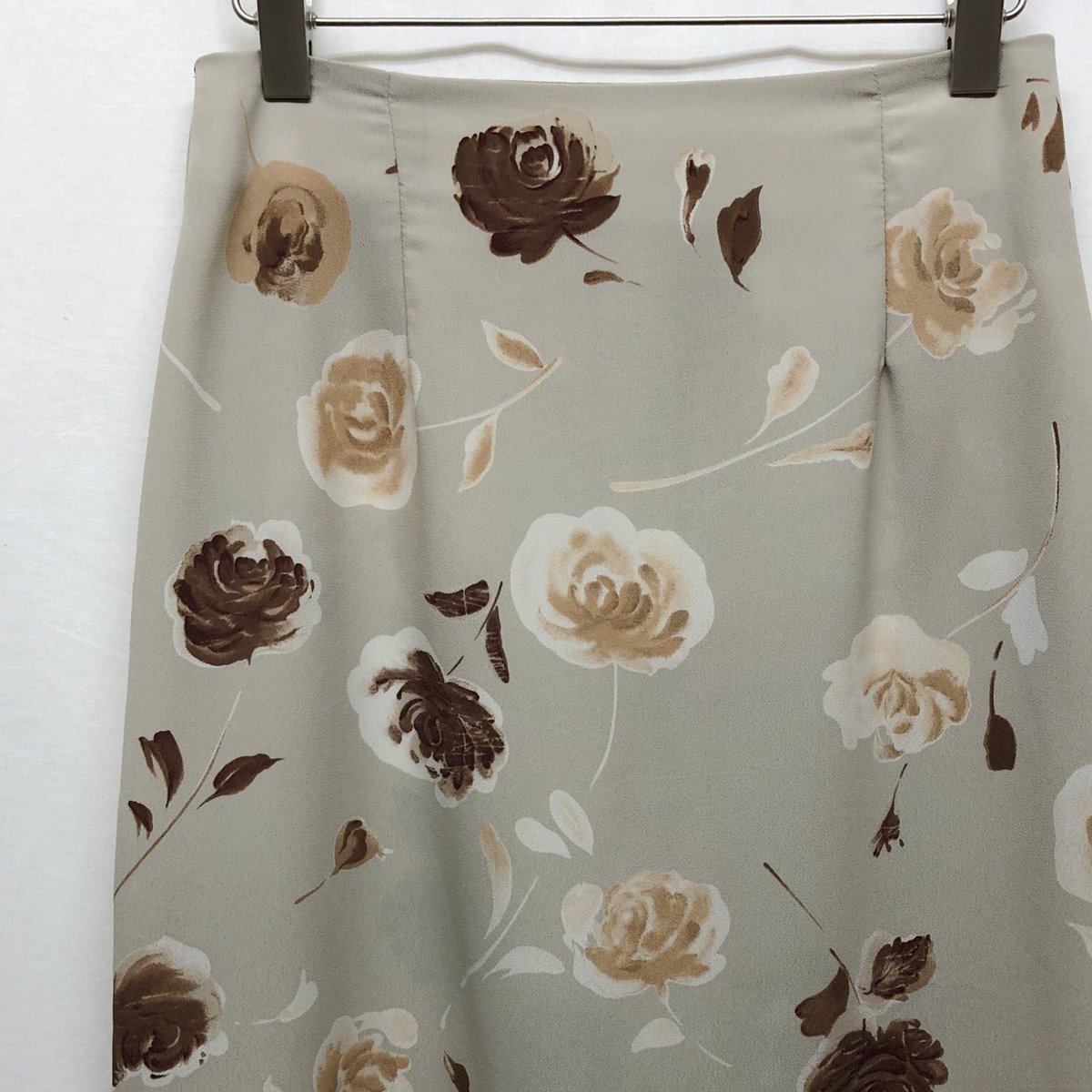 Khaki Floral Maxi Skirt 2025