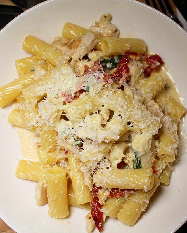 I put my grandma on speed dial, it's called <a href="/instagram/">Instagram</a> ift.tt/2WdFKQf