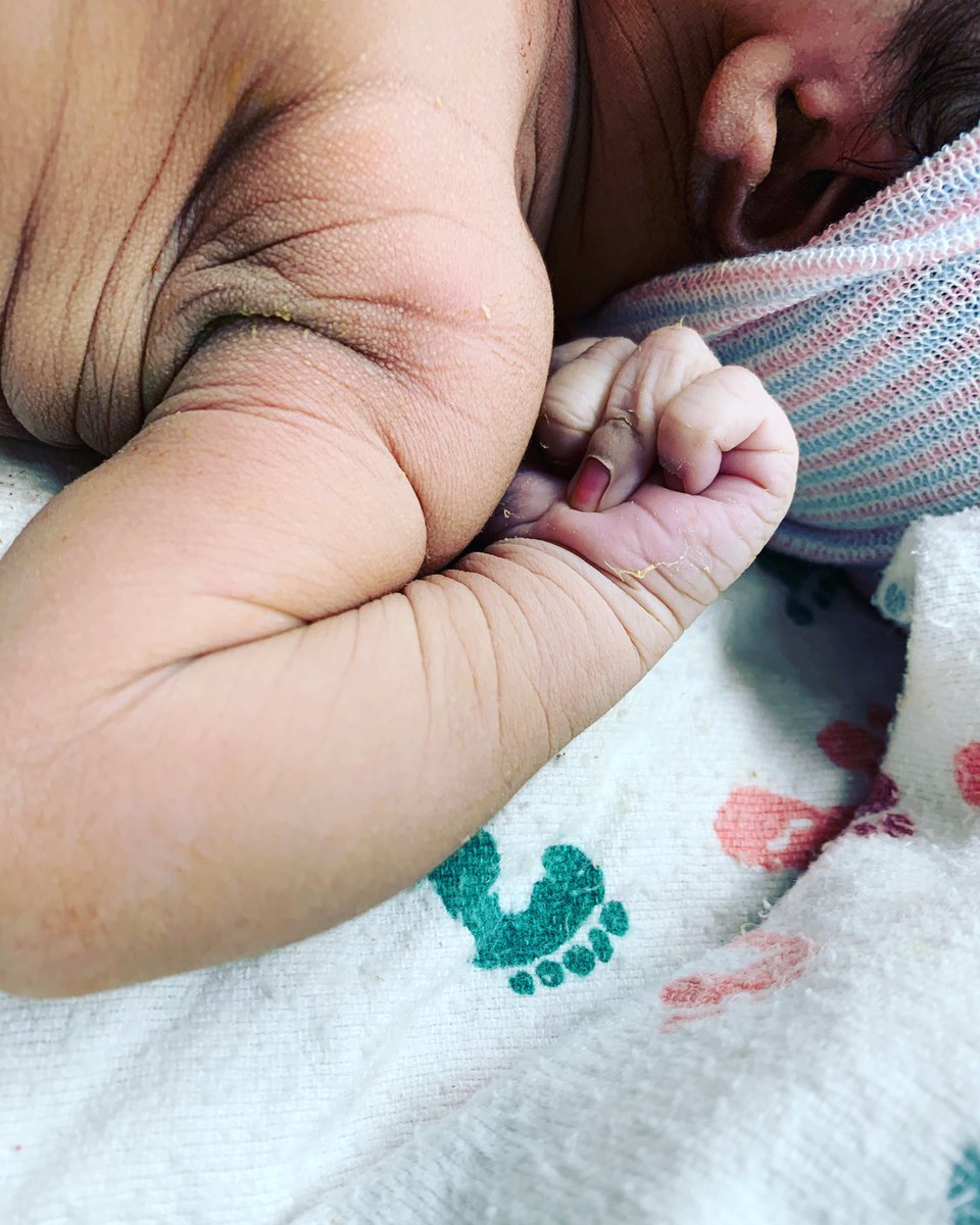 MBzLive's tweet photo. My Grandfather never got the chance to witness my fathers birth. My Father never got the chance to witness my birth, But On March 14th @ 5:10 weighin’ 6lbs &amp; 7oz a Prince was Born and a CYCLE WAS BROKEN. #THANKFUL 🌱 https://t.co/sikCB1iZPA