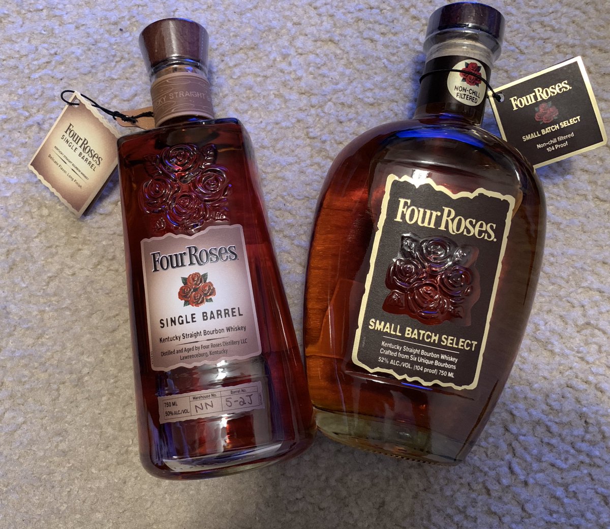clarke_khiry's tweet photo. Picked up some niceeeeee bottles today from my local ABC store 🤤🤤❤️❤️ @4RosesBourbon #fourrosesbourbon #whiskey #singlebarrel #smallbatchselect #bourbon https://t.co/27hTFa0yos