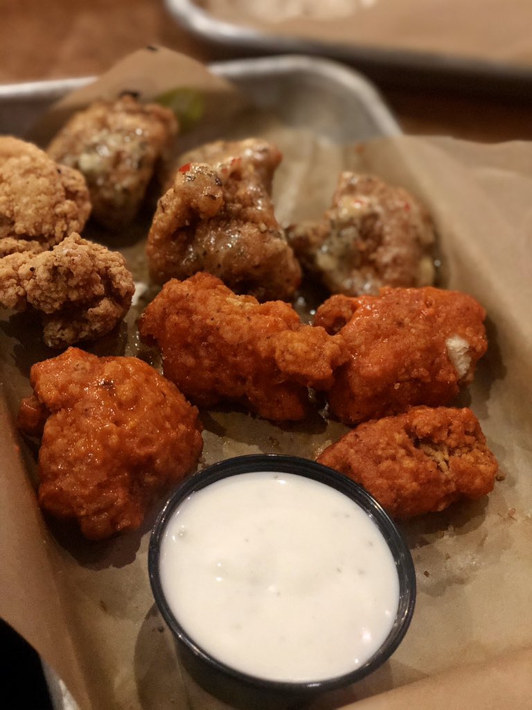 edithhzx's tweet photo. My favorite place to get food during the semester is Buffalo Wild Wings. Especially during their BOGO boneless or traditional wings. It also helps that’s it’s right down the road from @stritchu #art203hunt https://t.co/SCtoyNVKLj
