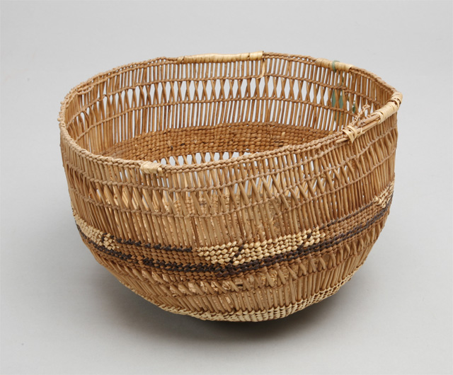 I can't tell if it's finished or not, but this 1930 basket by Nellie May (Tolowa) is breathtaking to me — look at that row of Xs! "conifer root open plain twined over hazel warps, section with closed plain twining in half-twist overlay of beargrass and maidenhair fern"