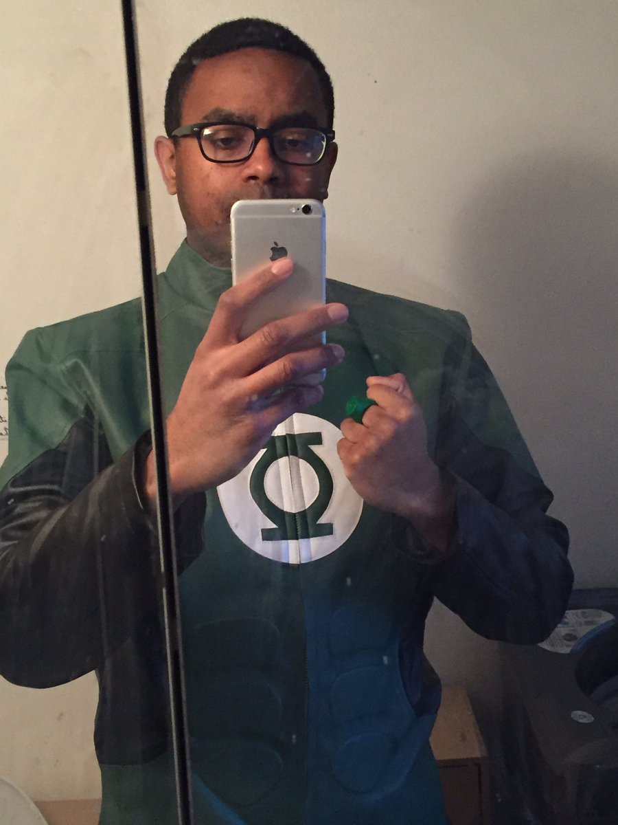 CJWritesThings's tweet image. #ECCC2020 May have been pushed back to a later date but that doesn’t mean I can’t dress up as #GreenLantern.