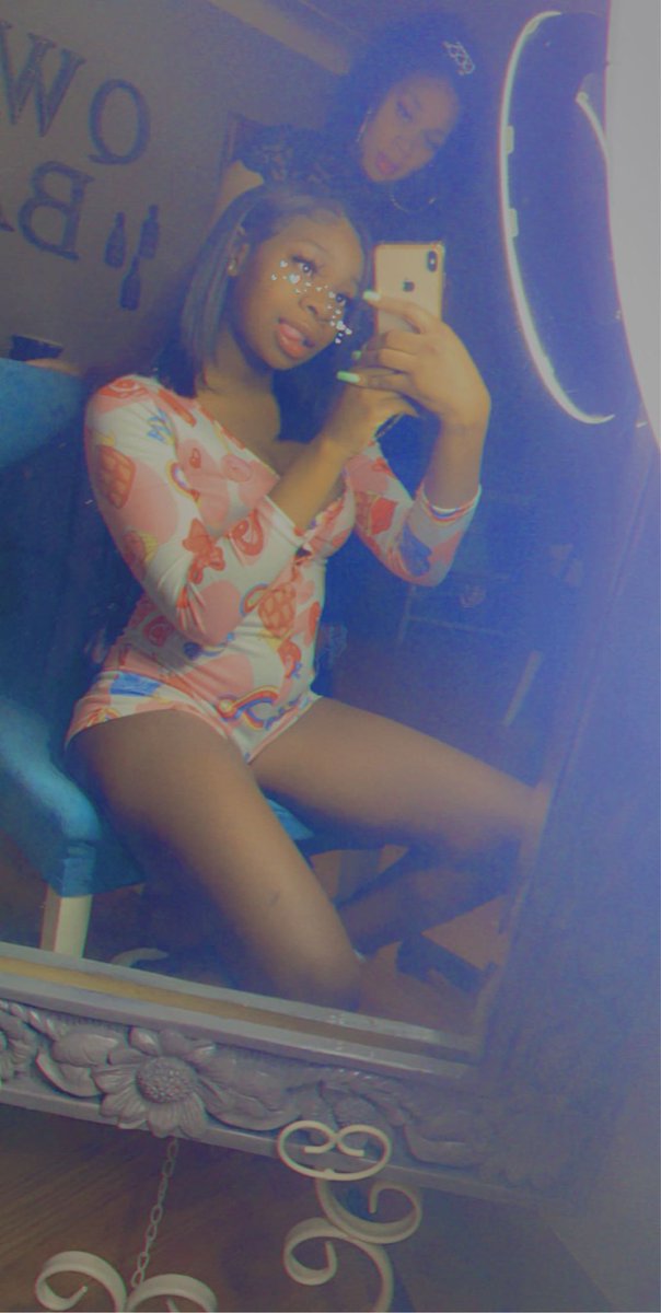 threeexthreee's tweet image. 🤫 chosen one 😏👣💗