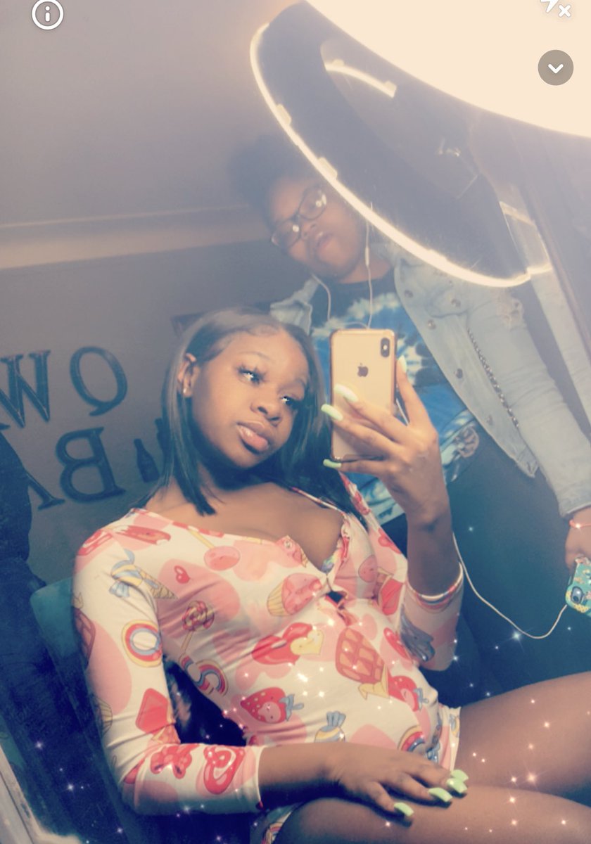 threeexthreee's tweet image. 🤫 chosen one 😏👣💗