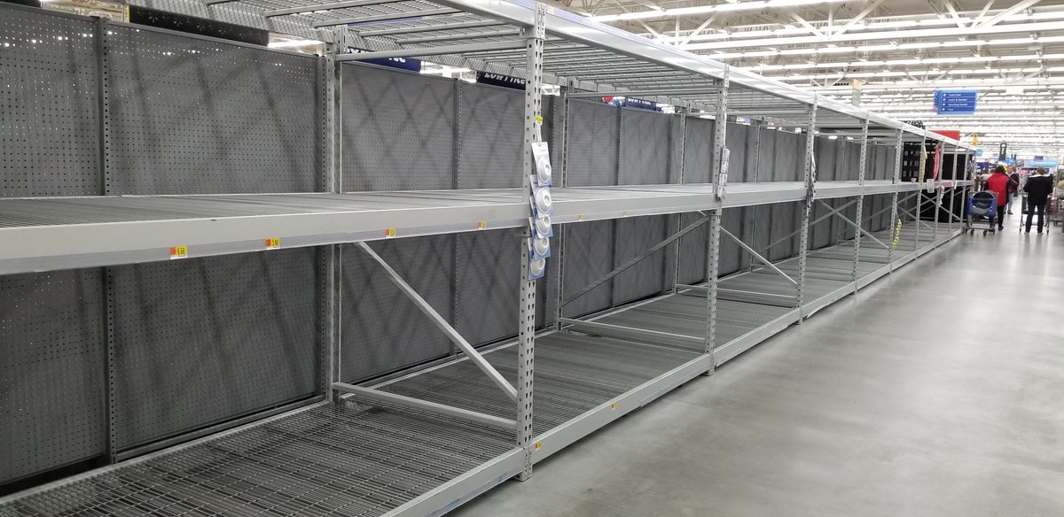 DeanneS02's tweet photo. So I ran to Walmart real quick to get a few things n as I rounded the corner to where I THOUGHT I was going to get some Kleenex n toilet paper n all I found was EMPTY SHELVES!
#areyoukiddingme
#leavesomeforothers
#seriouslywtf https://t.co/gFa71wVYMo