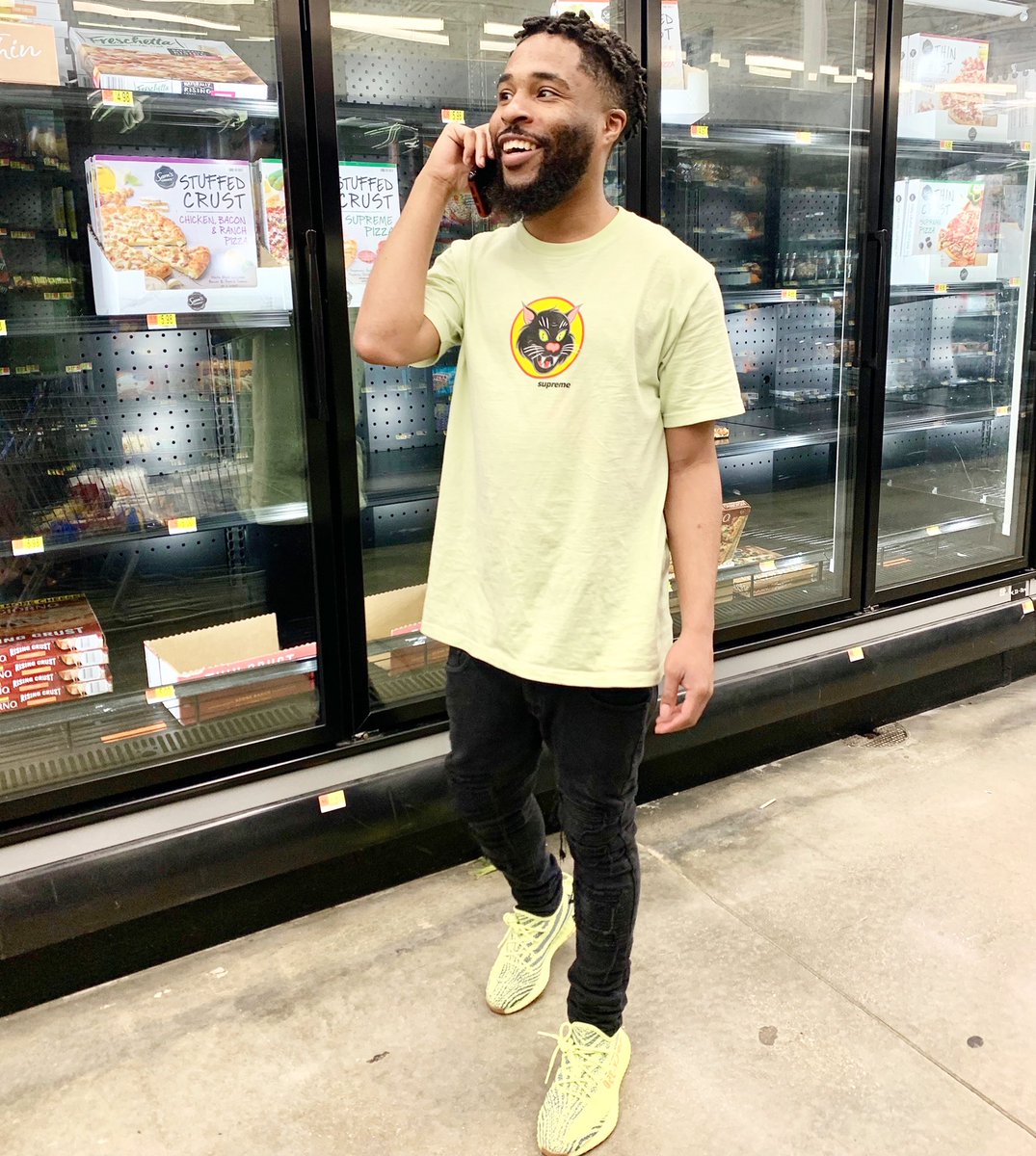 Nigga fuck a house I damn near lost a building