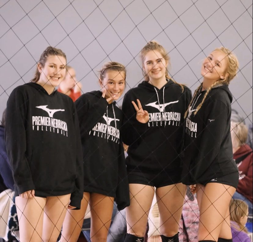 Logan Gronewold tweet media